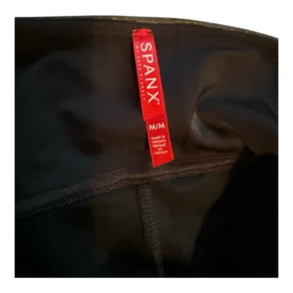 Spanx Faux Leather Black Shiny Leggings Medium - Picture 3 of 3